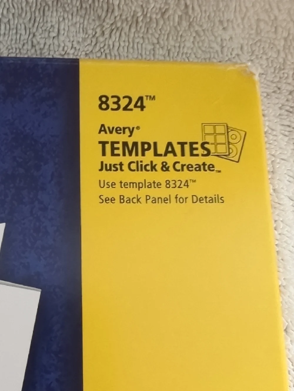 Avery Matte Tri-Fold Brochures - Blue & Yellow Packaging